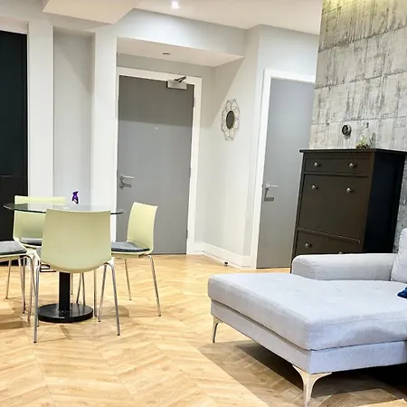 Mh - 2 Bed 2 Bath Luxury - Financial District - Local Bar And Dining Deals Available * Birmingam